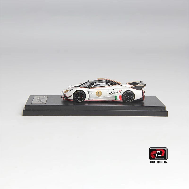 LCD 1:64 Pagani Huayra R White Official Licensed