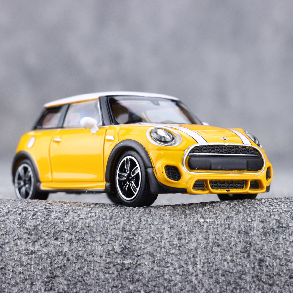 Stance Hunters 1/64 Mini Cooper F56 JCW John Cooper Works Yellow