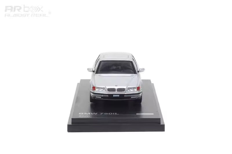 AR Box 1:64 BMW 7 Series Mk3 E38 750iL Silver BMW Official Licensed