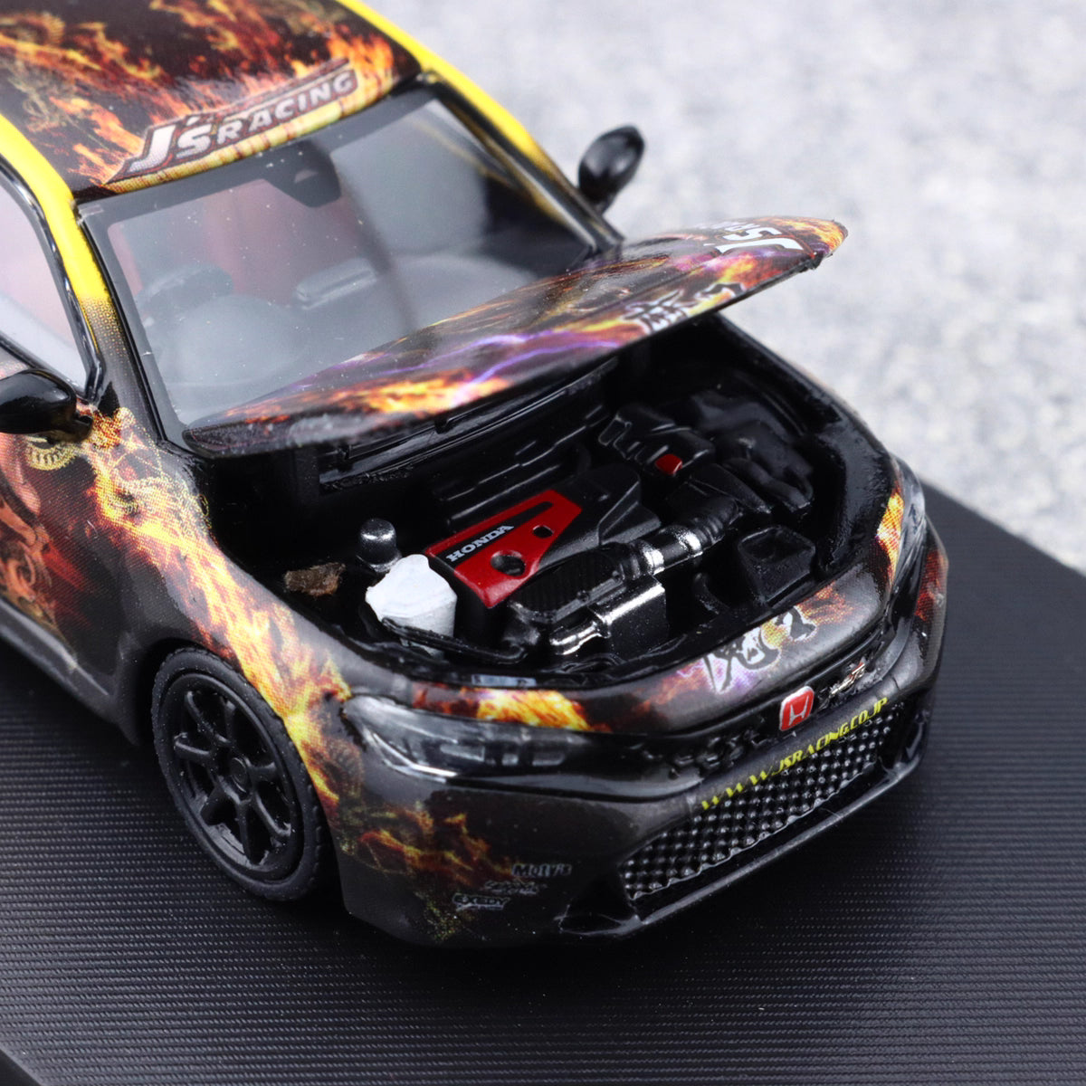 Motorhelix Senior Series 1:64 Honda Civic Type-R FL5 J's Racing Custom Black & Yellow Openable Front Engine Hood - Honda J's Racing Official Licensed