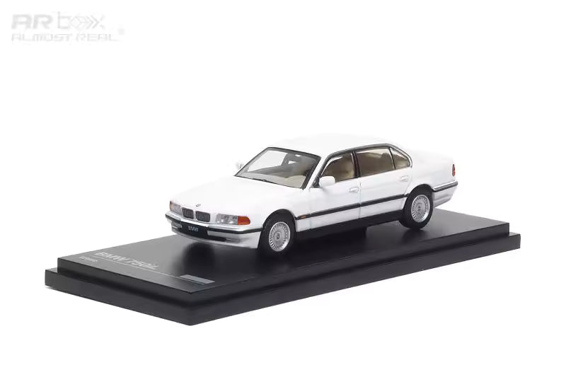 AR Box 1:64 BMW 7 Series Mk3 E38 750iL White BMW Official Licensed