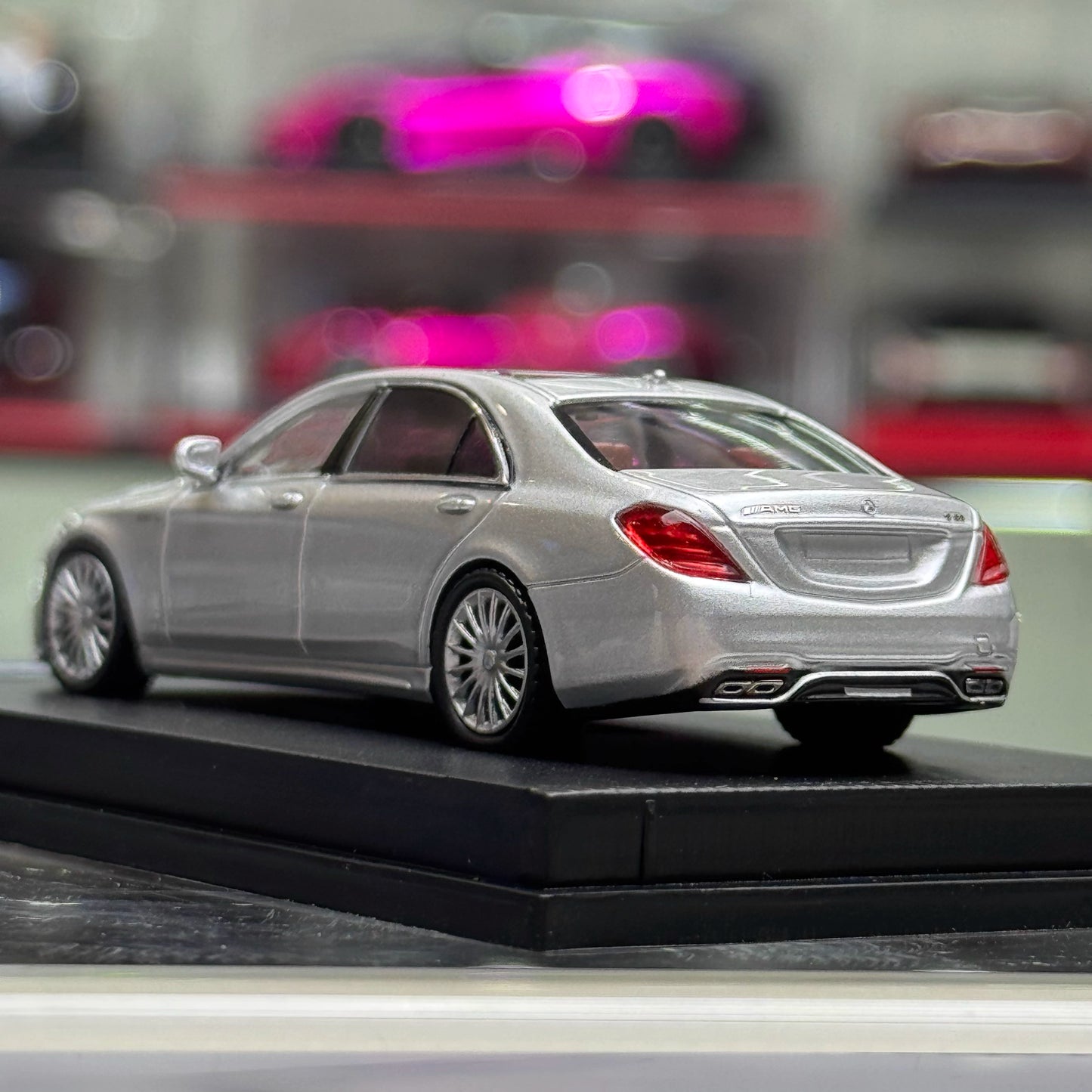 MJ Model 1:64 Mercedes Benz S-Class S65 AMG W222 Silver