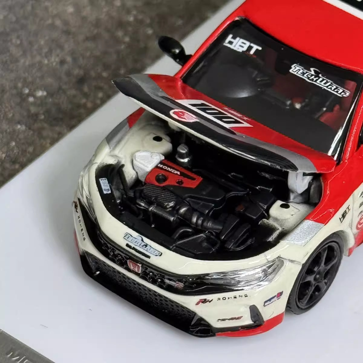 Motorhelix 1:64 Honda Civic Type-R FL5 Idemitsu Motion 100 Openable Front Hood Detailed Engine - Honda Official Licensed