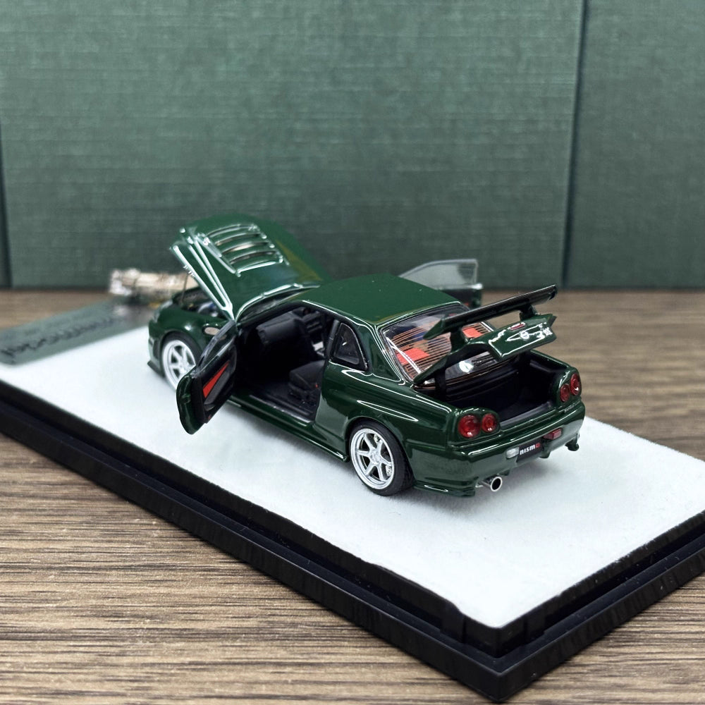 PGM 1:64 Nissan Skyline GT-R R34 Nismo Z-Tune British Green with Separated Display Engine Nissan Official Licensed (Normal Rectangle Box Edition)