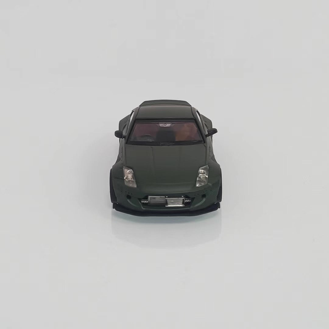 Solo 1:64 Nissan Fairlady Z33 350Z Pandem Rocket Bunny Custom Freen Shark