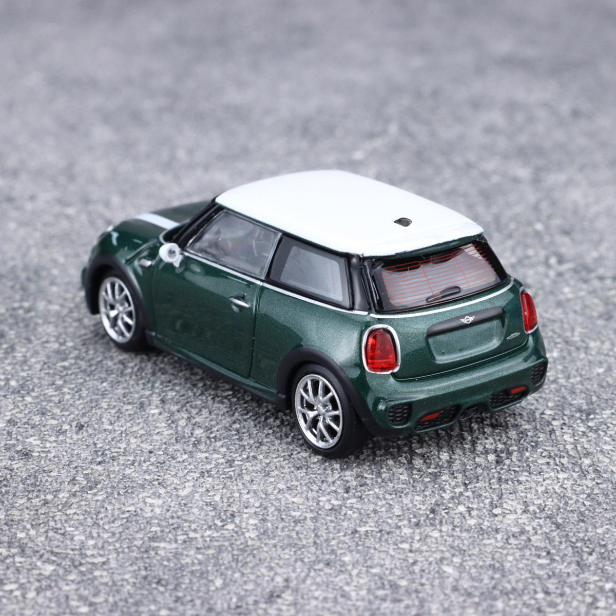 Stance Hunters 1/64 Mini Cooper F56 JCW John Cooper Works Green