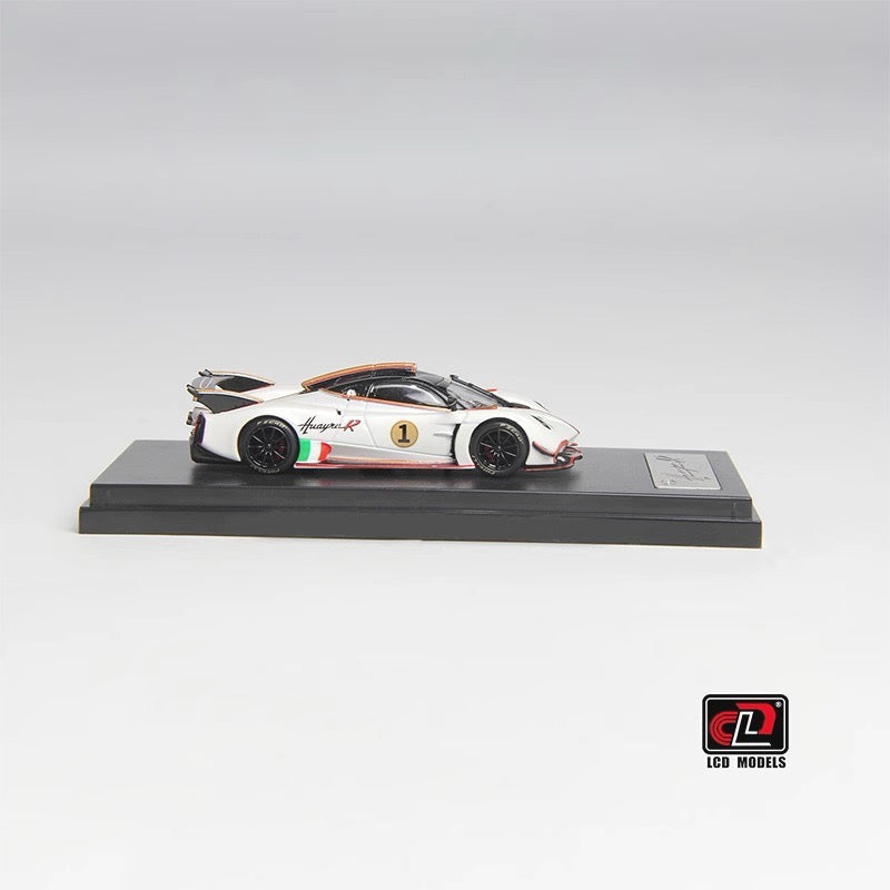 LCD 1:64 Pagani Huayra R White Official Licensed