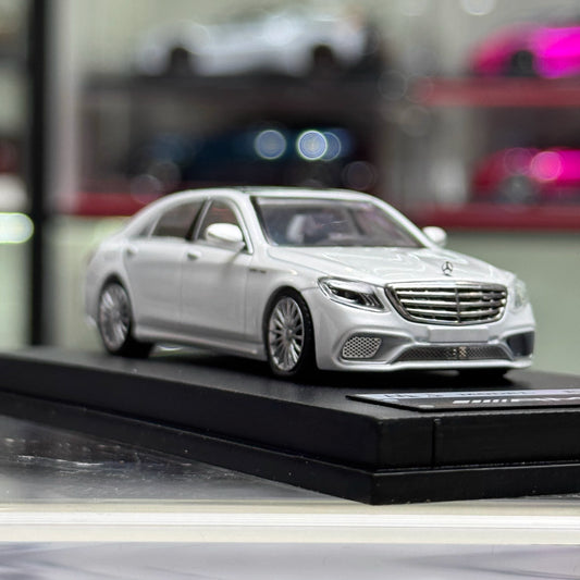 MJ Model 1:64 Mercedes Benz S-Class S65 AMG W222 Pearl White