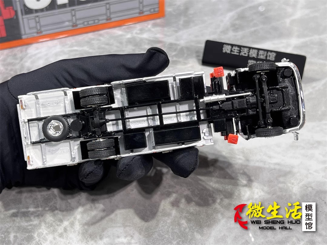 GCD 1:64 Mitsubishi Fuso Fighter Boom Lifter Crane Truck Official Licensed Red with 3 Thick and 3 Thin Bunches of Metal Pipes Accessories