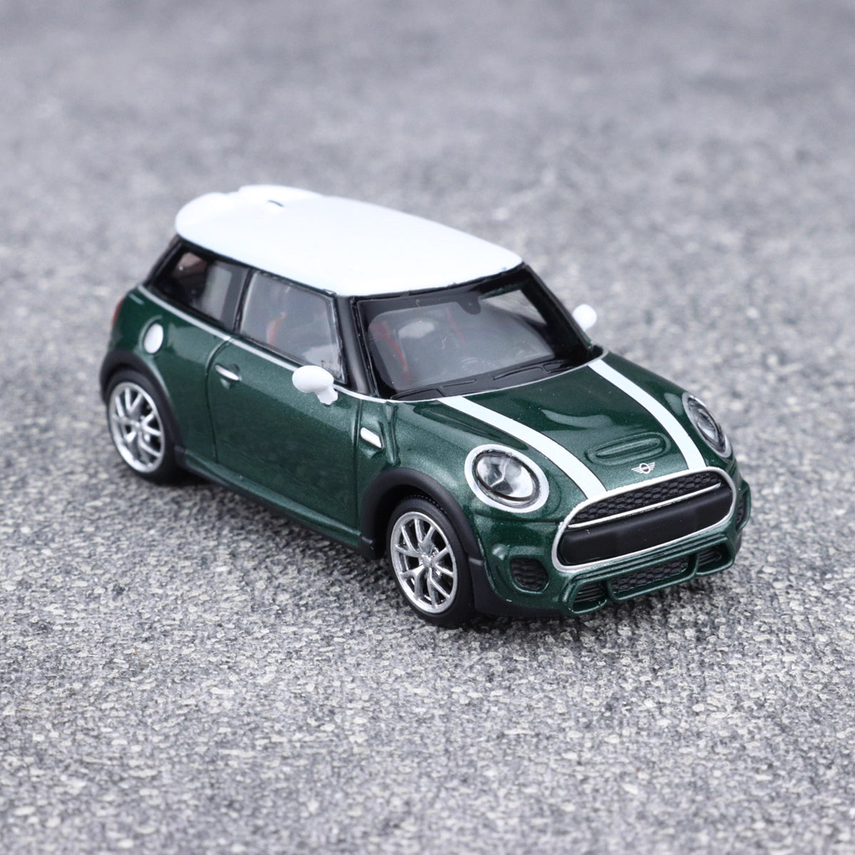 Stance Hunters 1/64 Mini Cooper F56 JCW John Cooper Works Green
