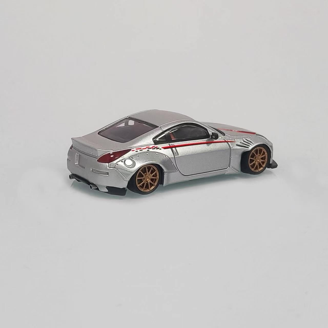 Solo 1:64 Nissan Fairlady Z33 350Z Pandem Rocket Bunny Custom Silver with Red Lines