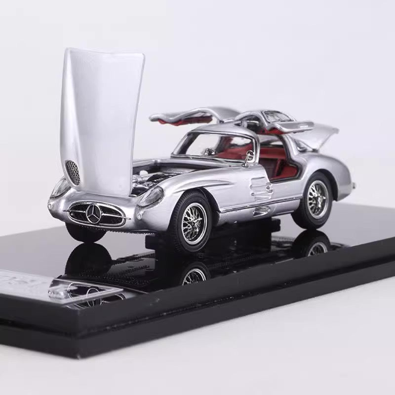 YS Model 1:64 Mercedes Benz SL Class MK1 300SLR W196S 1955 Uhlenhaut Coupe Openable Front Engine Hood and Gull Wing Doors