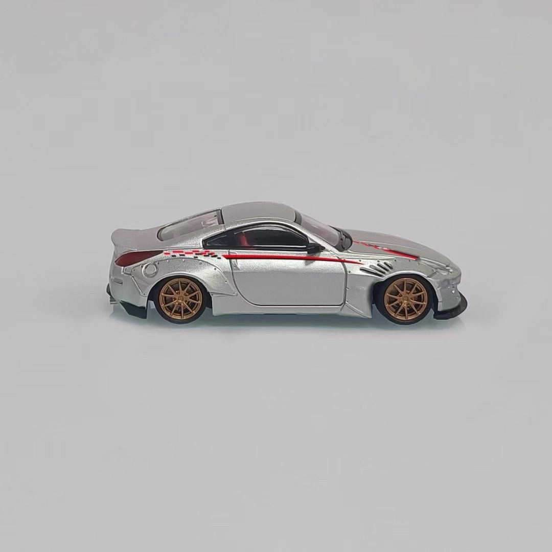 Solo 1:64 Nissan Fairlady Z33 350Z Pandem Rocket Bunny Custom Silver with Red Lines