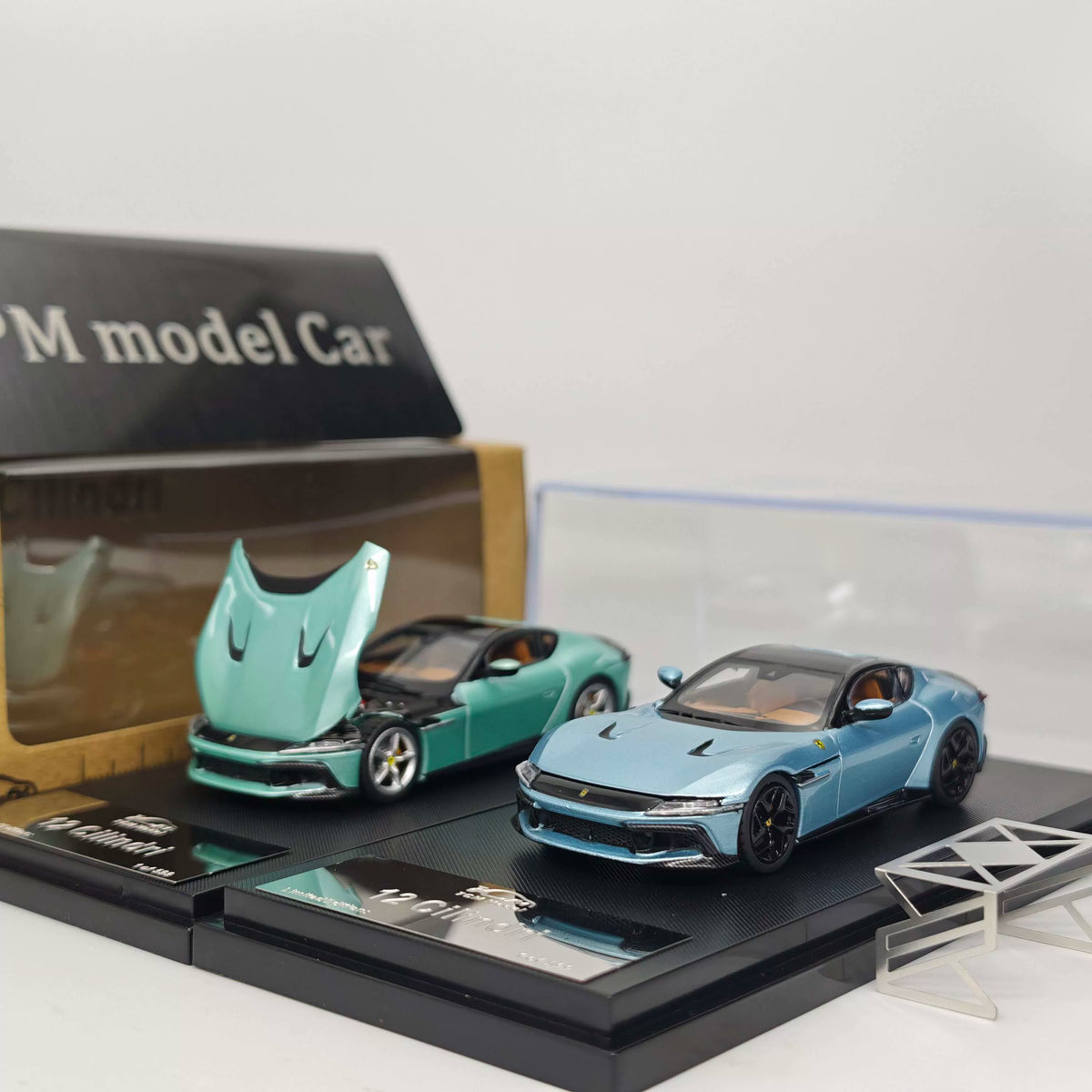 7CM Model 1:64 12Cilindri Hard Top Coupe Celeste Trevi Green Openable Front Good Detailed Engine