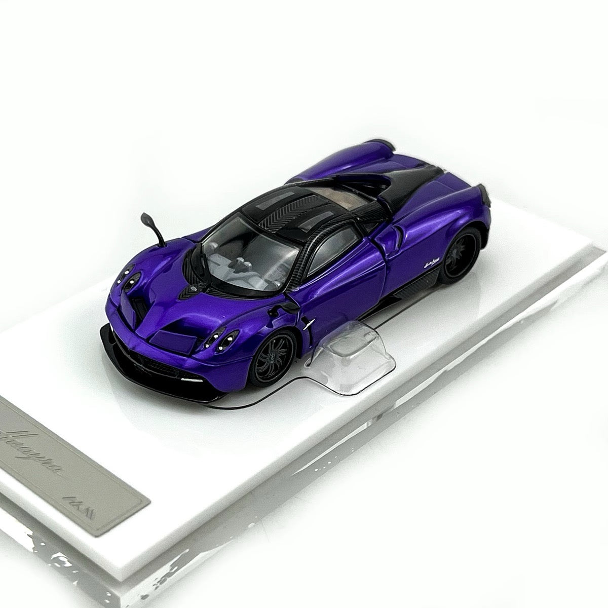 HKM Premium 1:64 Pagani Huayra Coupe 2014 Purple (Movable Rear Engine Boot, 2 Gull Wing Doors, Front and Rear Spoilers) Limited 999 Pieces