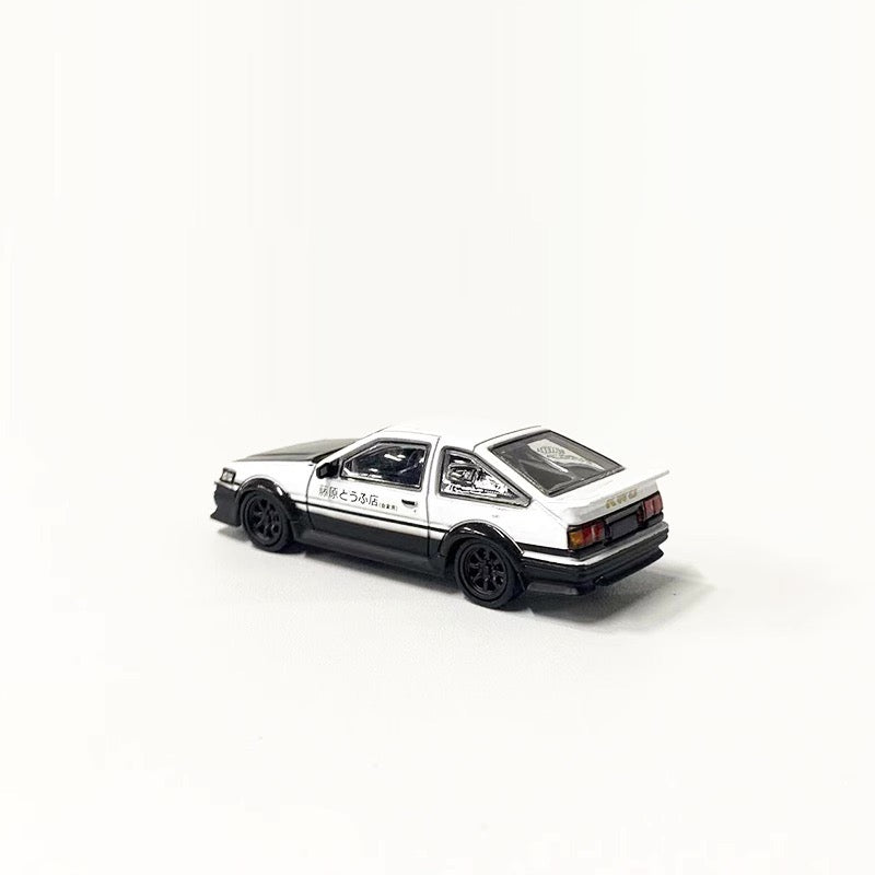 DCT 1:64 Toyota Corolla AE86 Levin GT-APEX RWB Wide Body Custom Initial D Fujiwara Edition White with Black Carbon Hood