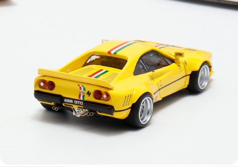 Hone Model 1:64 Ferrari 288 GTO Wide Body Custom Yellow with Racing Strips Openable Rear Engine Hood