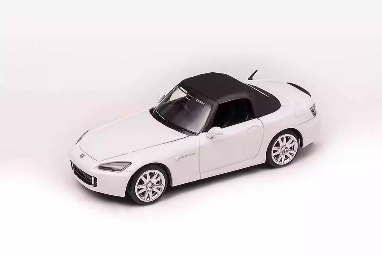 Motorhelix 1:64 Honda S2000 AP2 Official Licensed Grand Prix White Magnetic Assemble Parts Premium Packaging