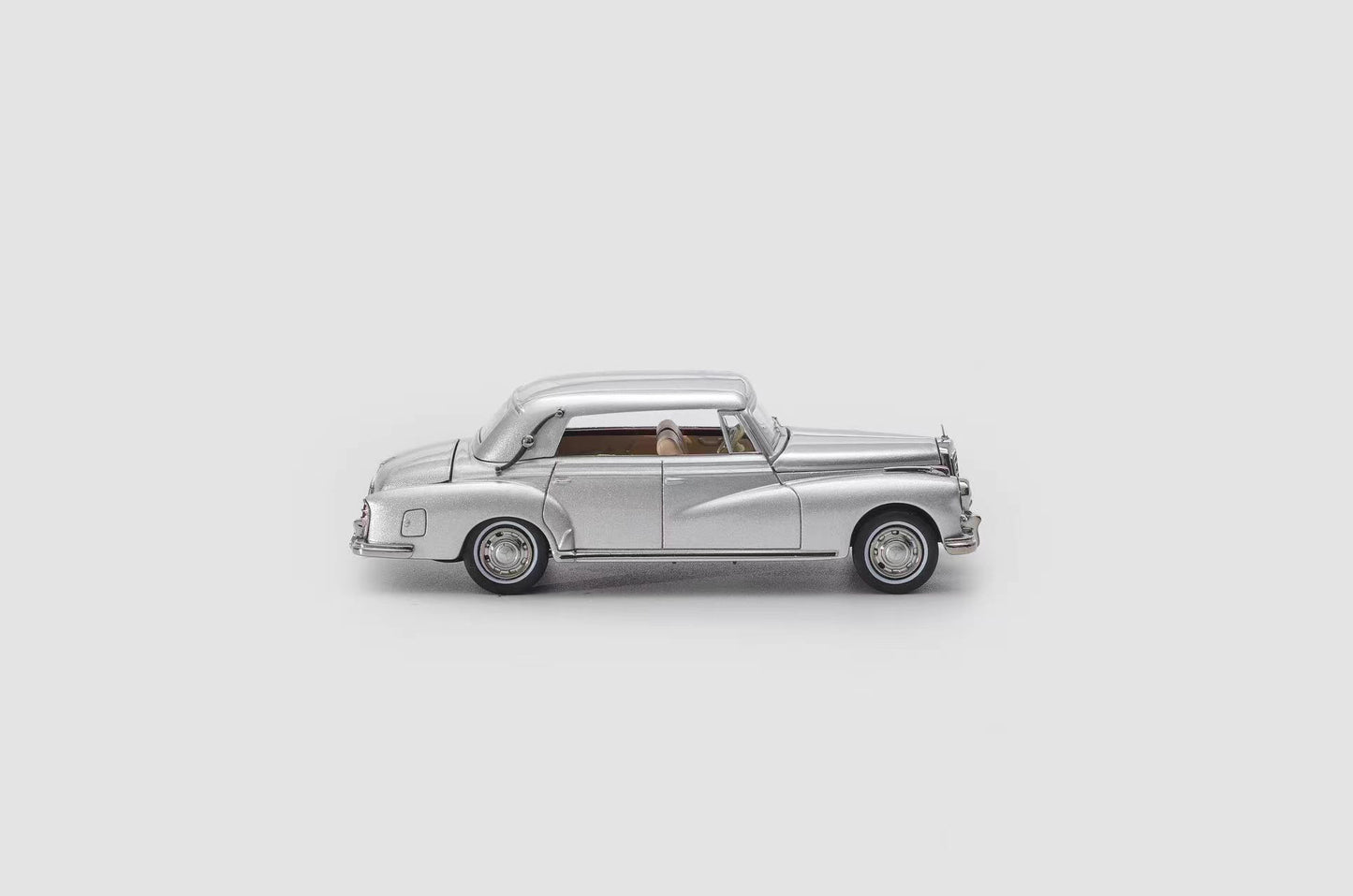 Mortal 1:64 Mercedes-Benz 300D Adenauer (W189) Soft Top Version Silver Limited 499 Pieces (Removable Roof Top, Magnetic Removable Front Hood with Detailed Engine)