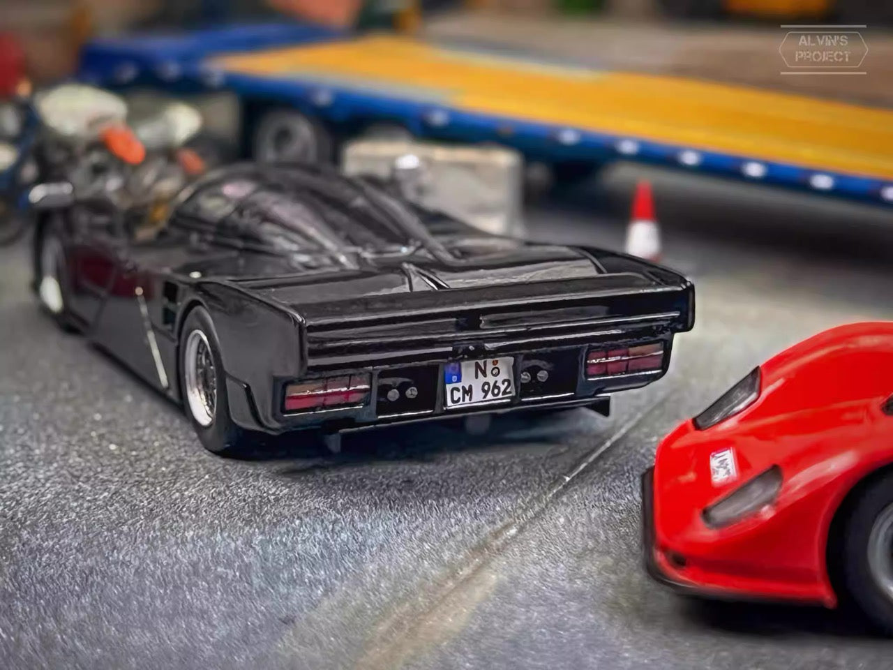 Sparky 1:64 Porsche 1993 Dauer 962 Black (Tiny Exclusive)