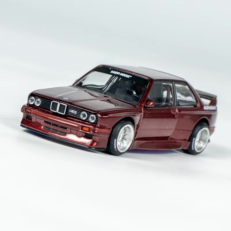 Mini GT 1:64 BMW M3 (E30) Kaido GT V1 KaidoHouse (KHMG162)