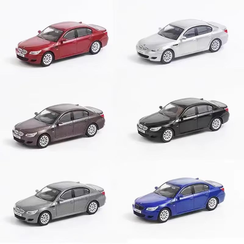 Shadow 1:64 BMW Sedan M5 E36 LHD Brown with Acrylic Case