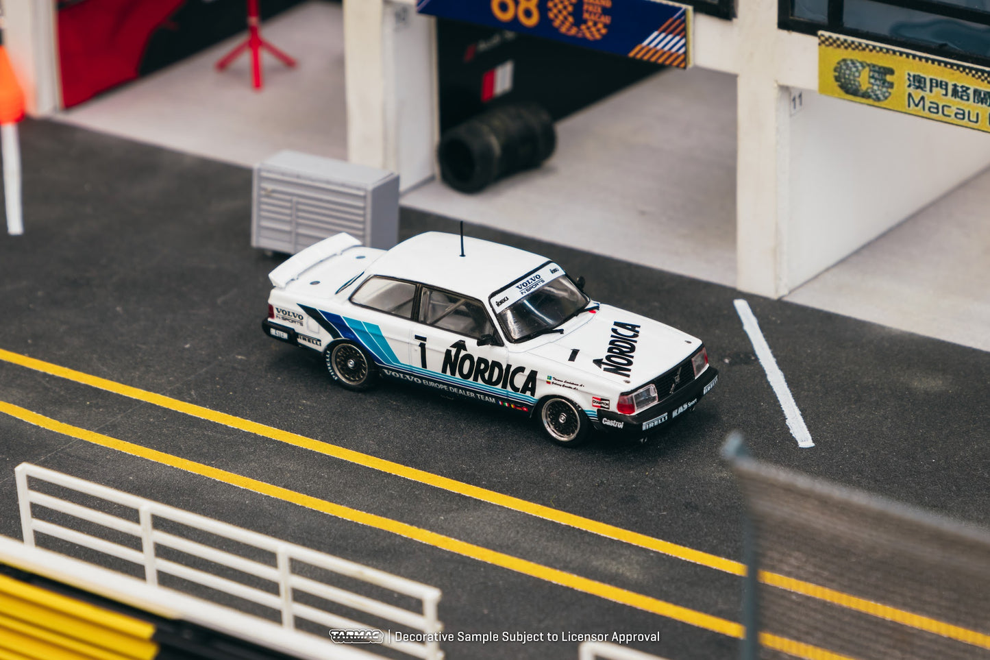 Tarmac Works 1/64 Volvo 240 Turbo ETCC Zolder 1986 #1 Winner - HOBBY64