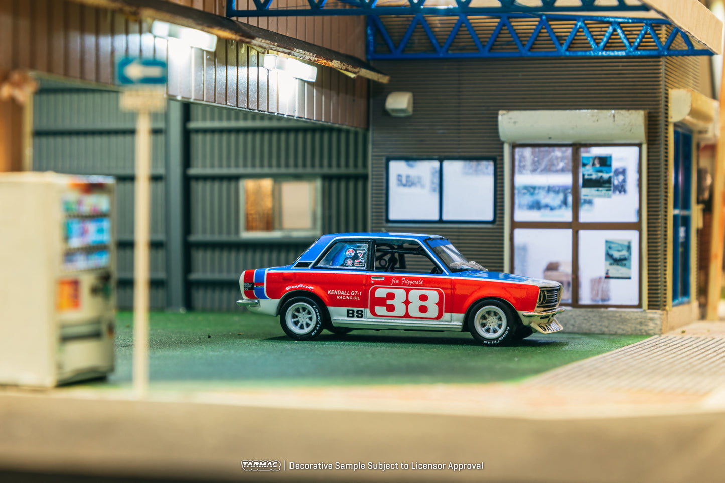 Tarmac Works 1/64 Datsun 510 SCCA National Championship 1973 #38 - HOBBY64