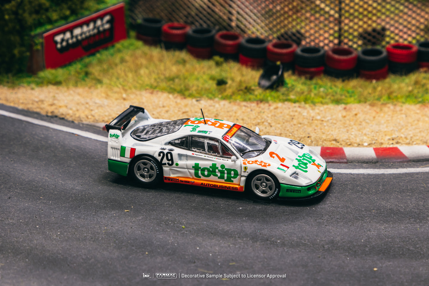 Tarmac Works X iXO Models 1/64 Ferrari F40 LM 24h of Le Mans 1994 #29 - HOBBY64