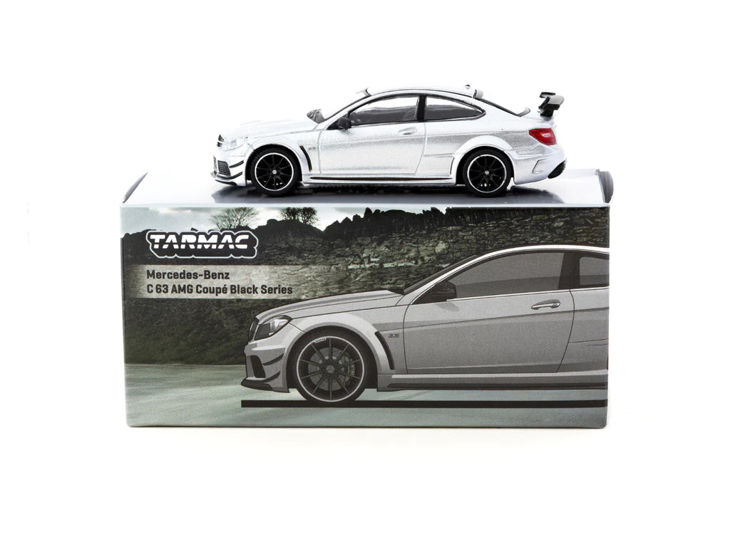 Tarmac Works 1/64 Mercedes-Benz C 63 AMG Coupé Black Series Silver Metallic - GLOBAL64