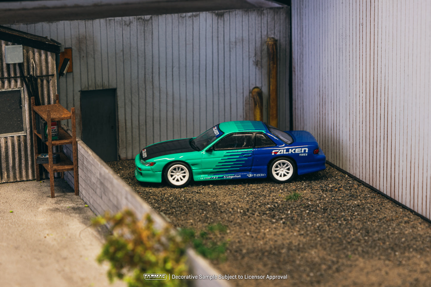Tarmac Works 1/64 VERTEX Nissan Silvia (S13) Falken - GLOBAL64