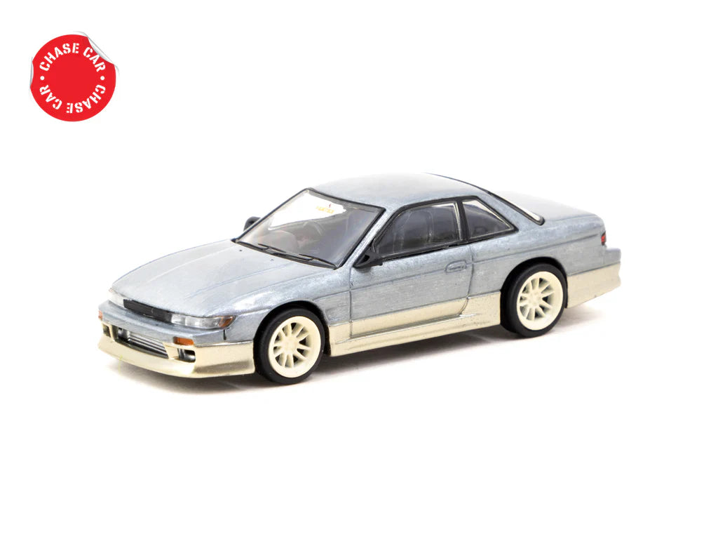 Tarmac Works 1:64 VERTEX Nissan Silvia S13 White / Gold - Lamley Special Edition - GLOBAL64