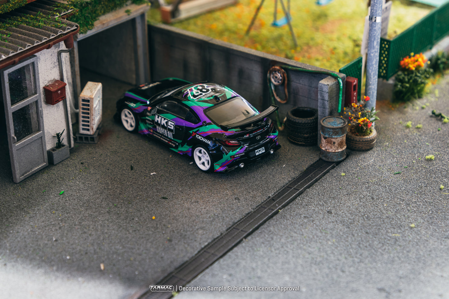 Tarmac Works 1/64 HKS Toyota GR86 Black - GLOBAL64