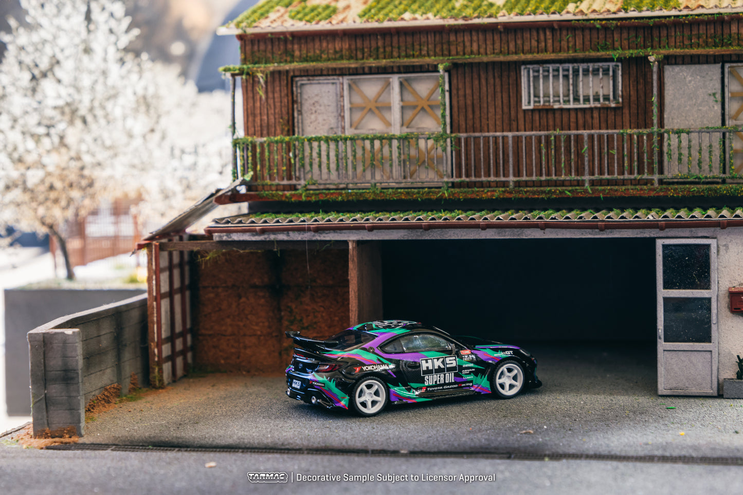 Tarmac Works 1/64 HKS Toyota GR86 Black - GLOBAL64