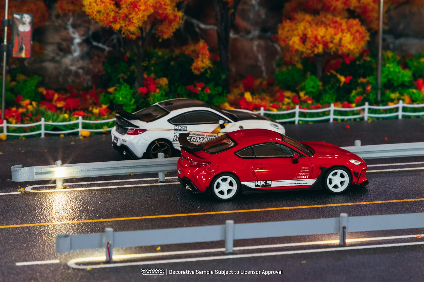 Tarmac Works 1/64 HKS Toyota GR86 Red - GLOBAL64