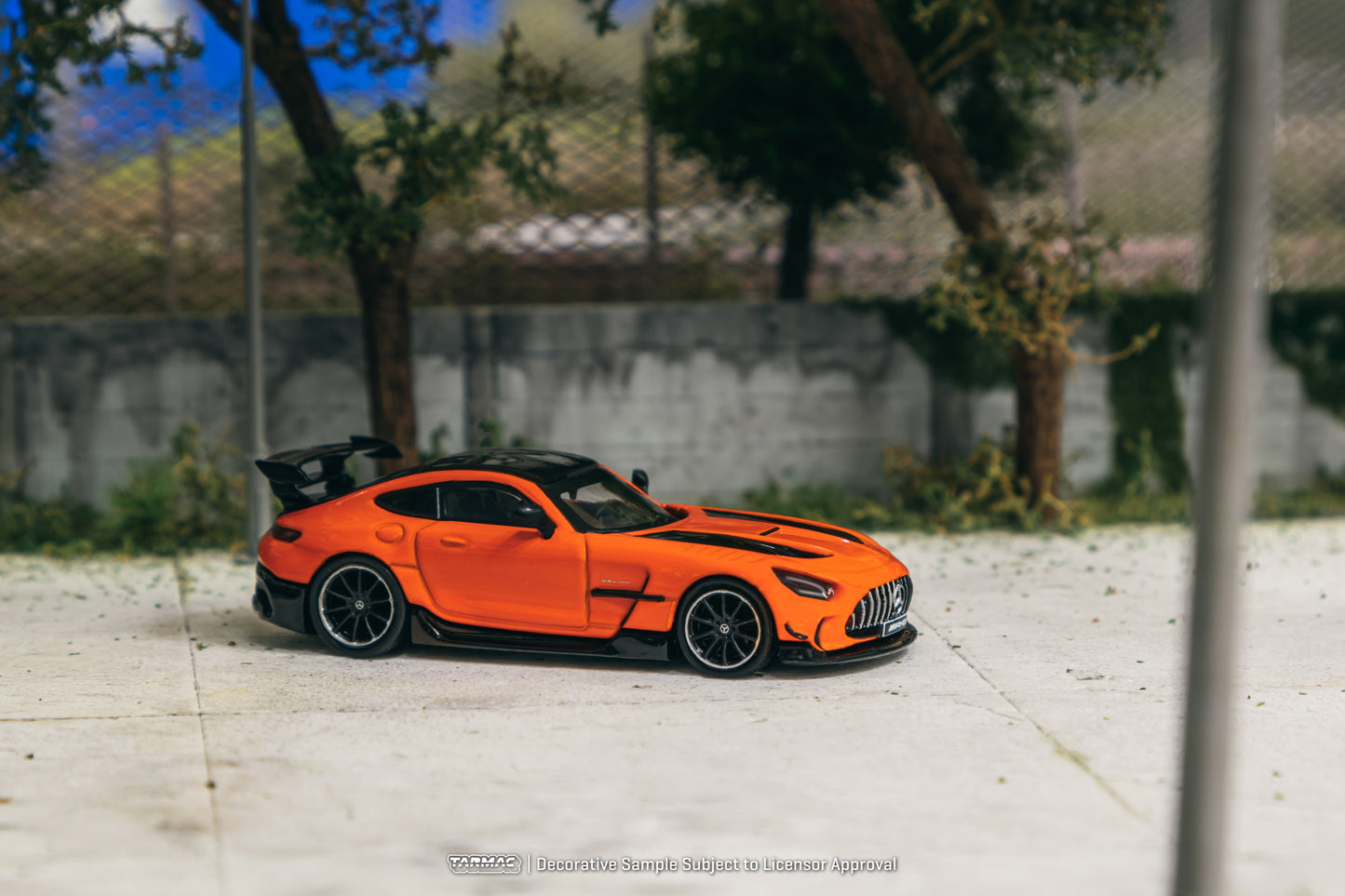 Tarmac Works 1/64 Mercedes-Benz AMG GT Black Series Orange - GLOBAL64