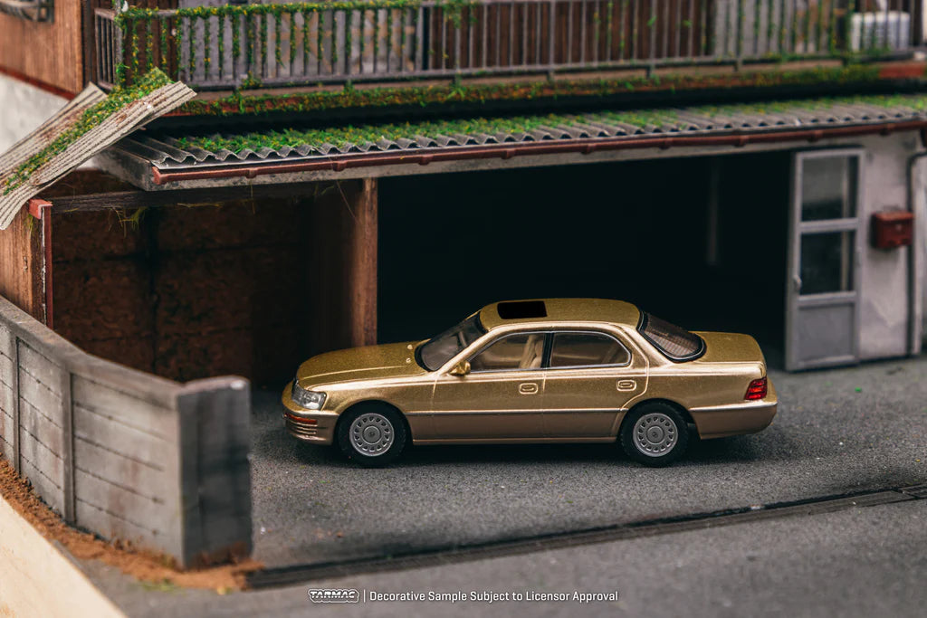 Tarmac Works 1/64 Lexus LS400 Champagne Beige Metallic - GLOBAL64