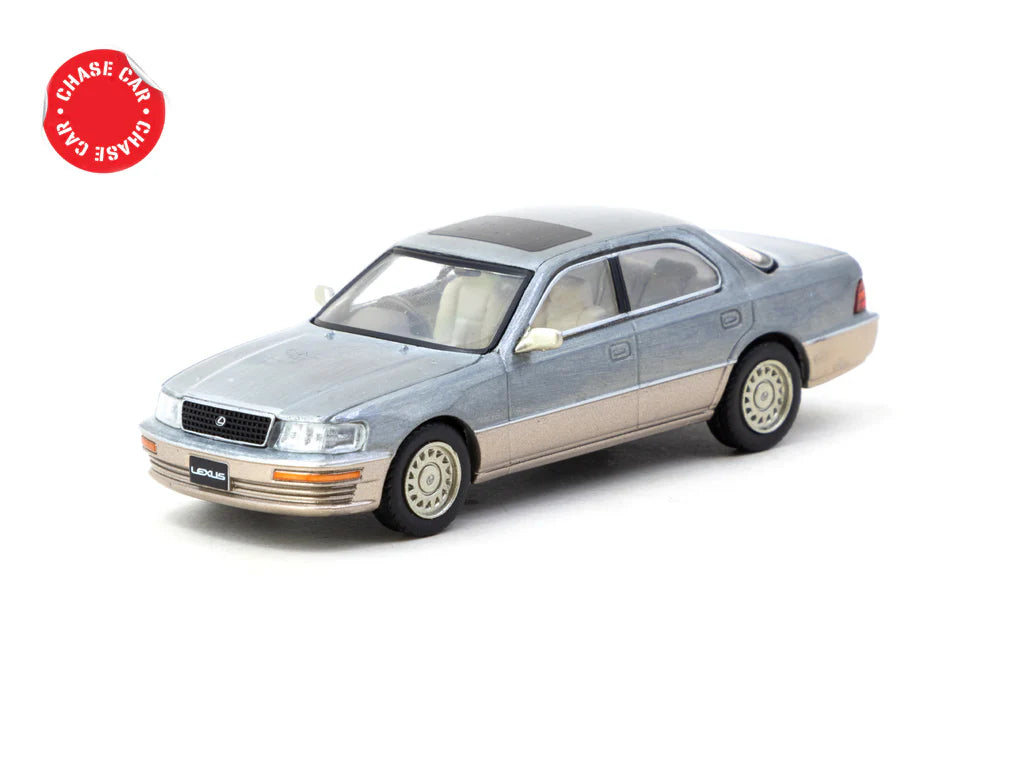 Tarmac Works 1/64 Lexus LS400 Champagne Beige Metallic - GLOBAL64