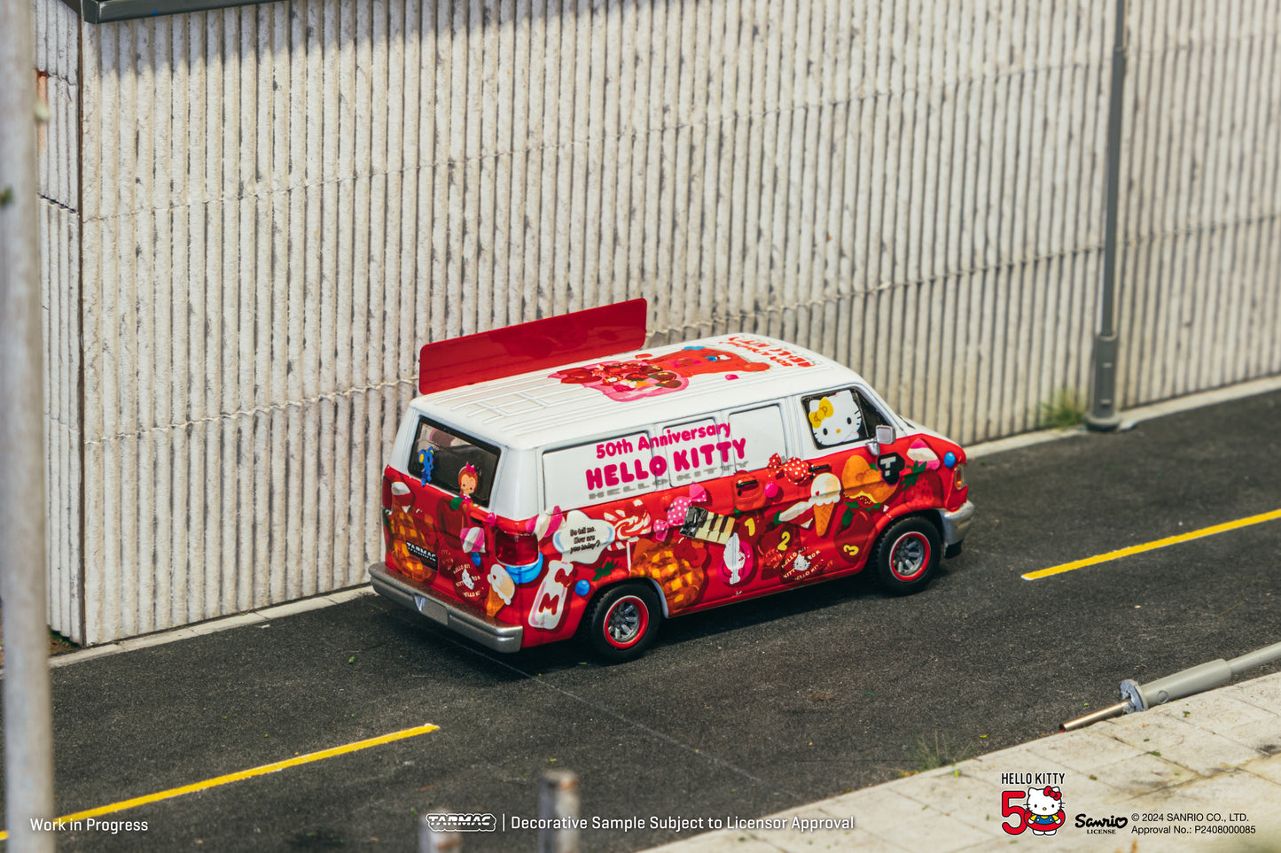 Tarmac Works 1/64 Dodge Van Hello Kitty Food Truck - GLOBAL64