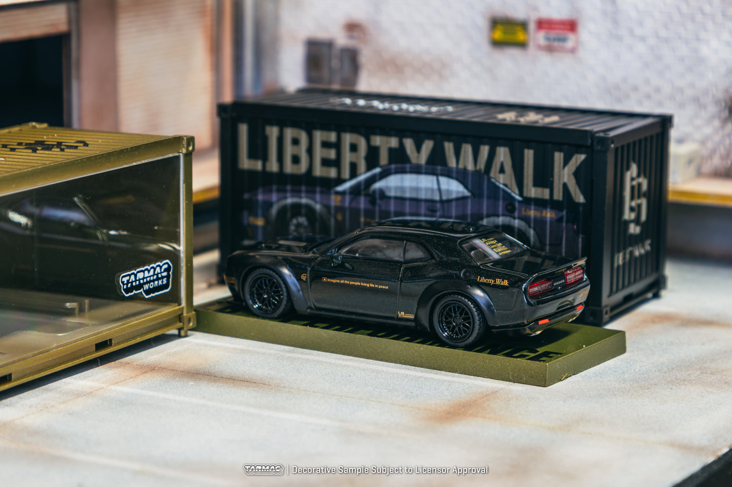 Tarmac Works 1/64 LB-WORKS Dodge Challenger SRT Hellcat Black Metallic - GLOBAL64 Limited to 3,552pcs