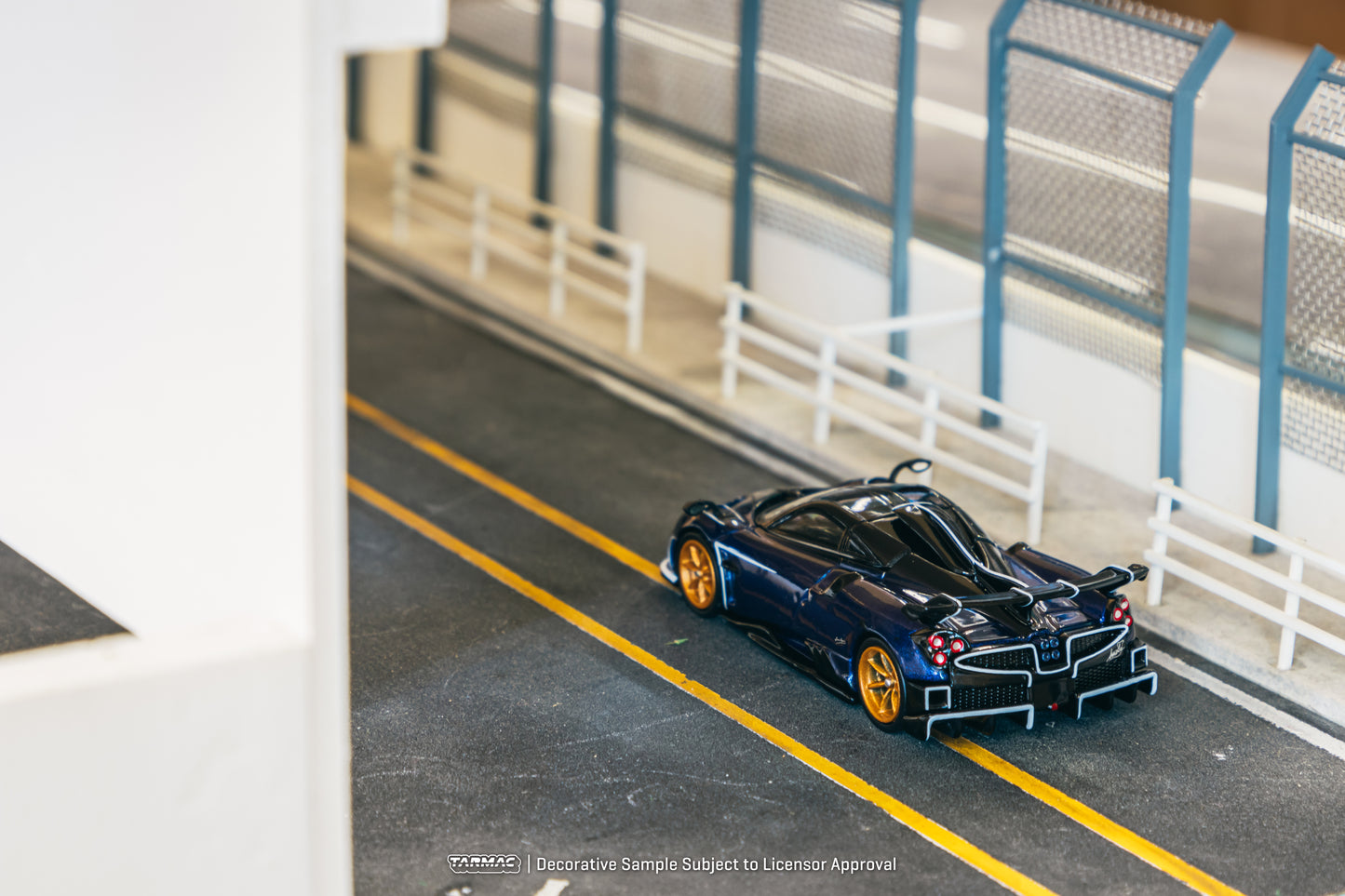 Tarmac Works 1/64 Pagani Imola Blu Argentina - GLOBAL64