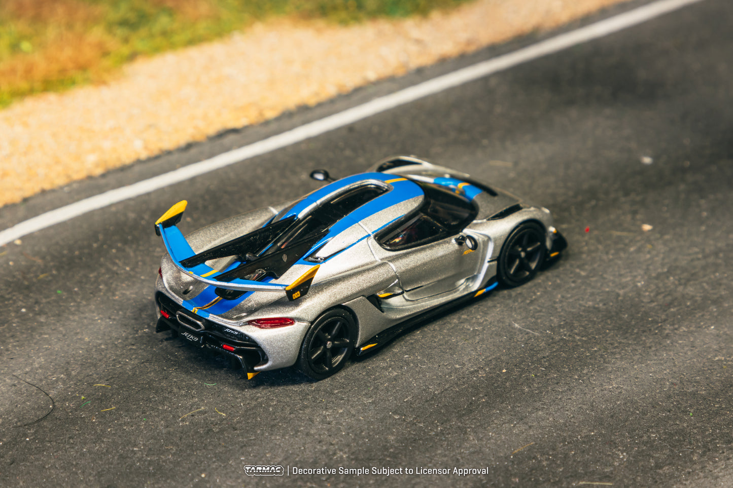 Tarmac Works 1/64 Koenigsegg Jesko Attack Silver - GLOBAL64