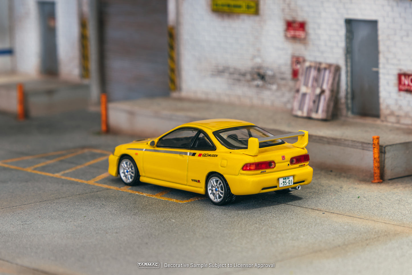 Tarmac Works 1/64 Honda Integra TYPE R DC2 MUGEN Sunlight Yellow - GLOBAL64