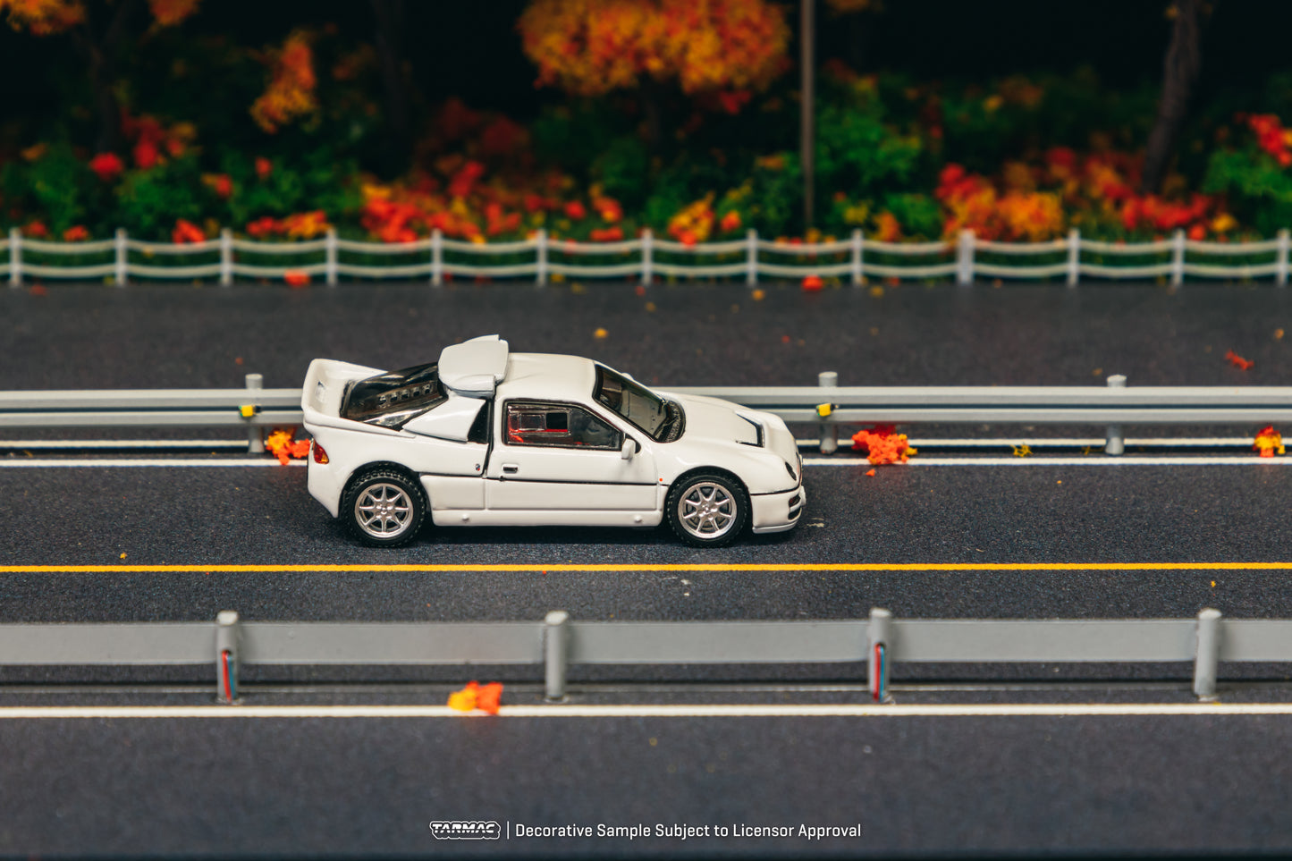 Tarmac Works 1/64 Ford RS200 White - HOBBY64+