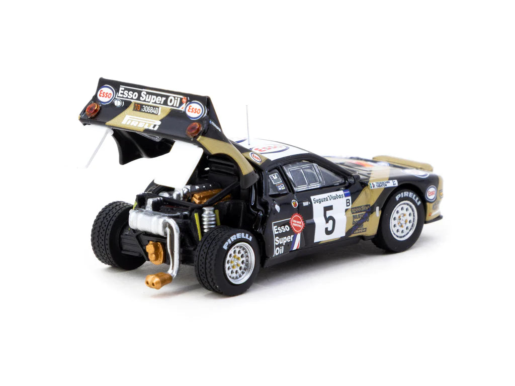 Tarmac Works 1/64 Lancia 037 Rally Rally Catalunya 1985 #5 - HOBBY64+