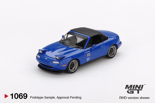 Mini GT 1:64 Mazda Miata MX-5 (NA) Tuned Version Dark Blue (MGT01069-CH)
