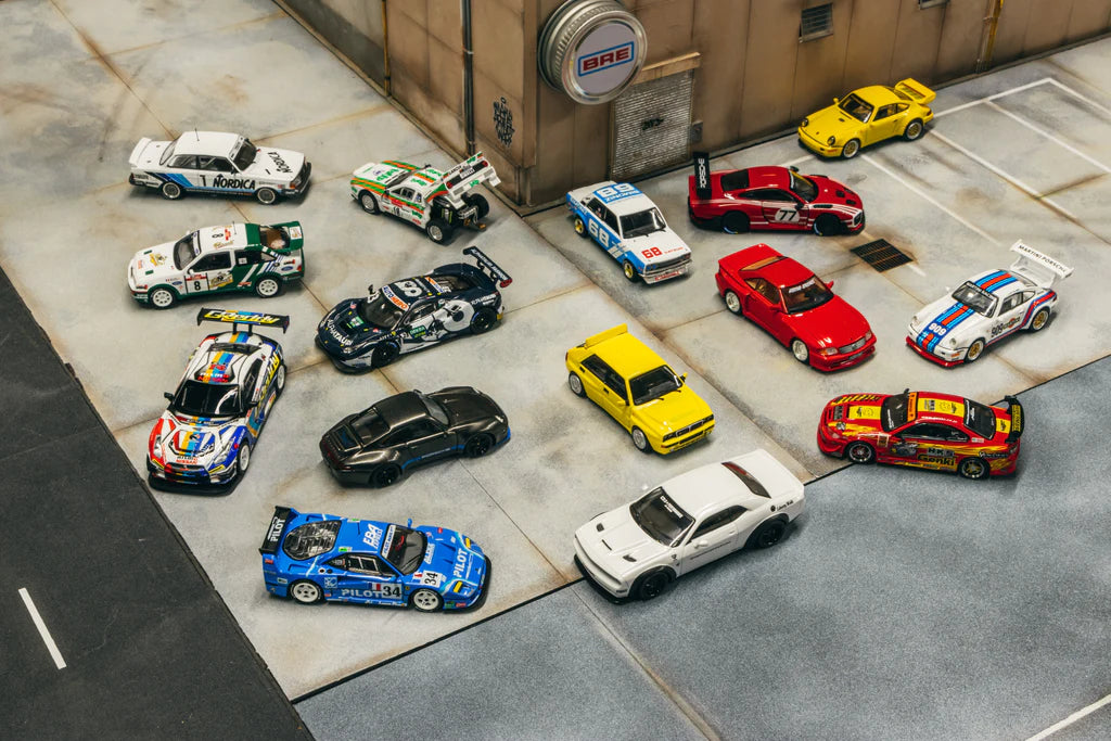 Tarmac Works 1/64 Lancia Delta HF Integrale Giallo Ginestra - ROAD64