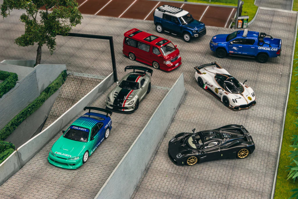 Tarmac Works 1/64 Dodge Viper ACR Extreme Silver Metallic - GLOBAL64