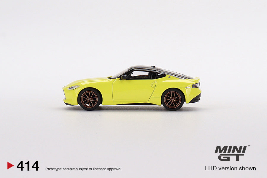 Mini GT-1/64 Nissan Fairlady Z Proto Spec 2023 Ikazuchi Yellow RHD (MGT00414-R)