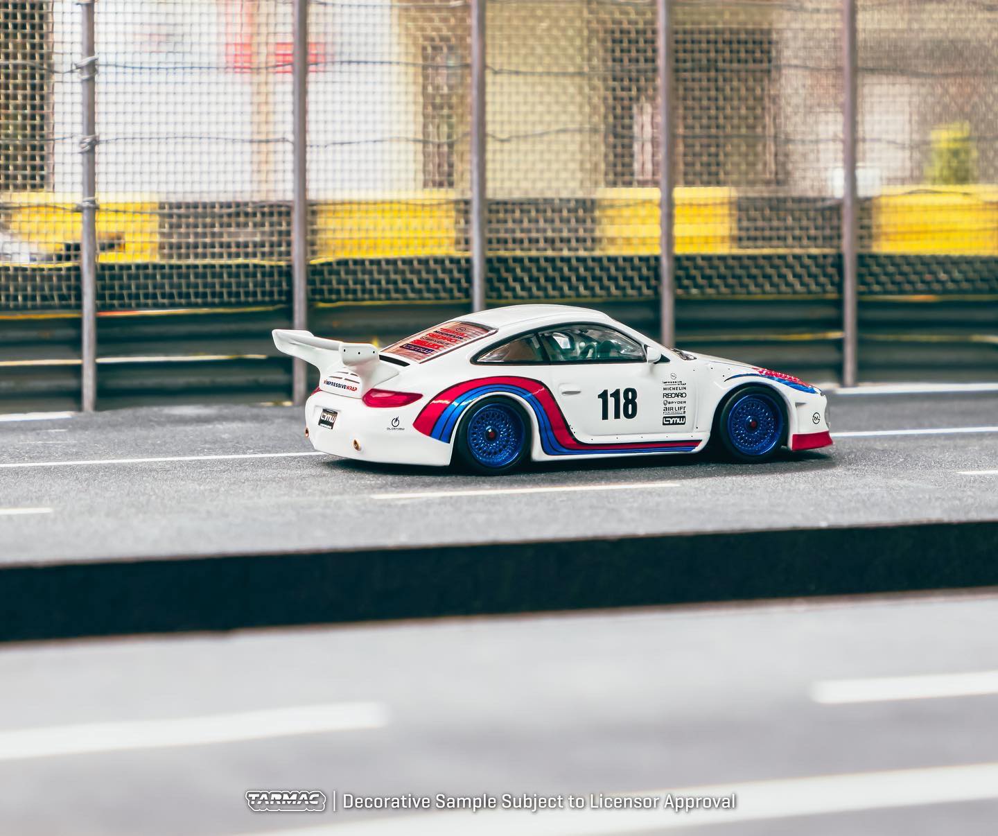 Tarmac Works 1/64 Porsche Old & New 997 White - HOBBY64